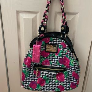 Betsey Johnson houndstooth rose purse